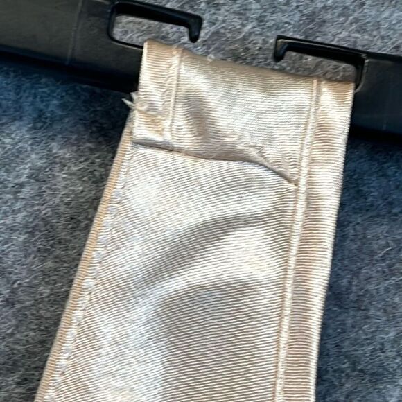 NWT CABERNET Women’s Camisole Satin Lace Trim Sleeveless Champagne Size Large - Picture 13 of 14